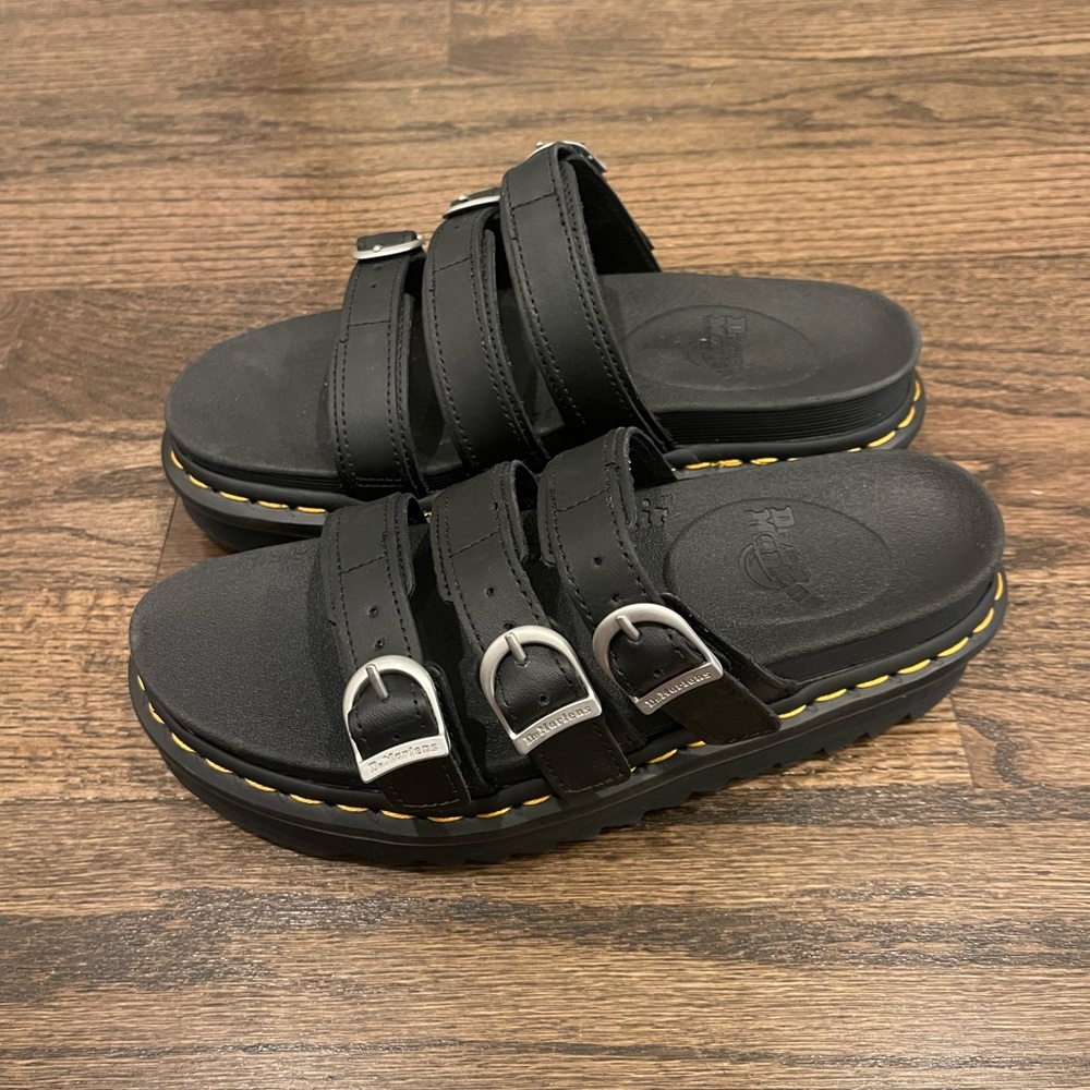 NEW Dr. martens slides